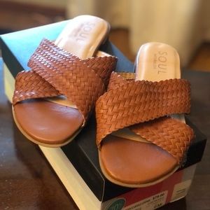 Women’s Brown Woven Sandals